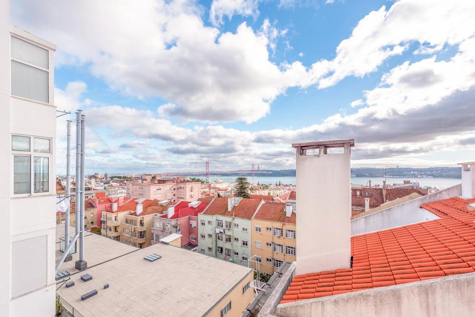 Guestready - Florindas 23 4e * Lissabon